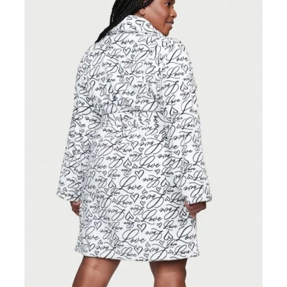 Victoria's Secret Plush Oversized Robe LOVE Script Womens Black White Medium Y2K - Picture 5 of 8